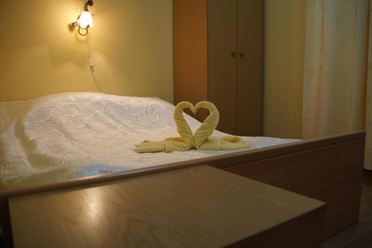 Hotel Eden 24H رشيشوف المظهر الخارجي الصورة