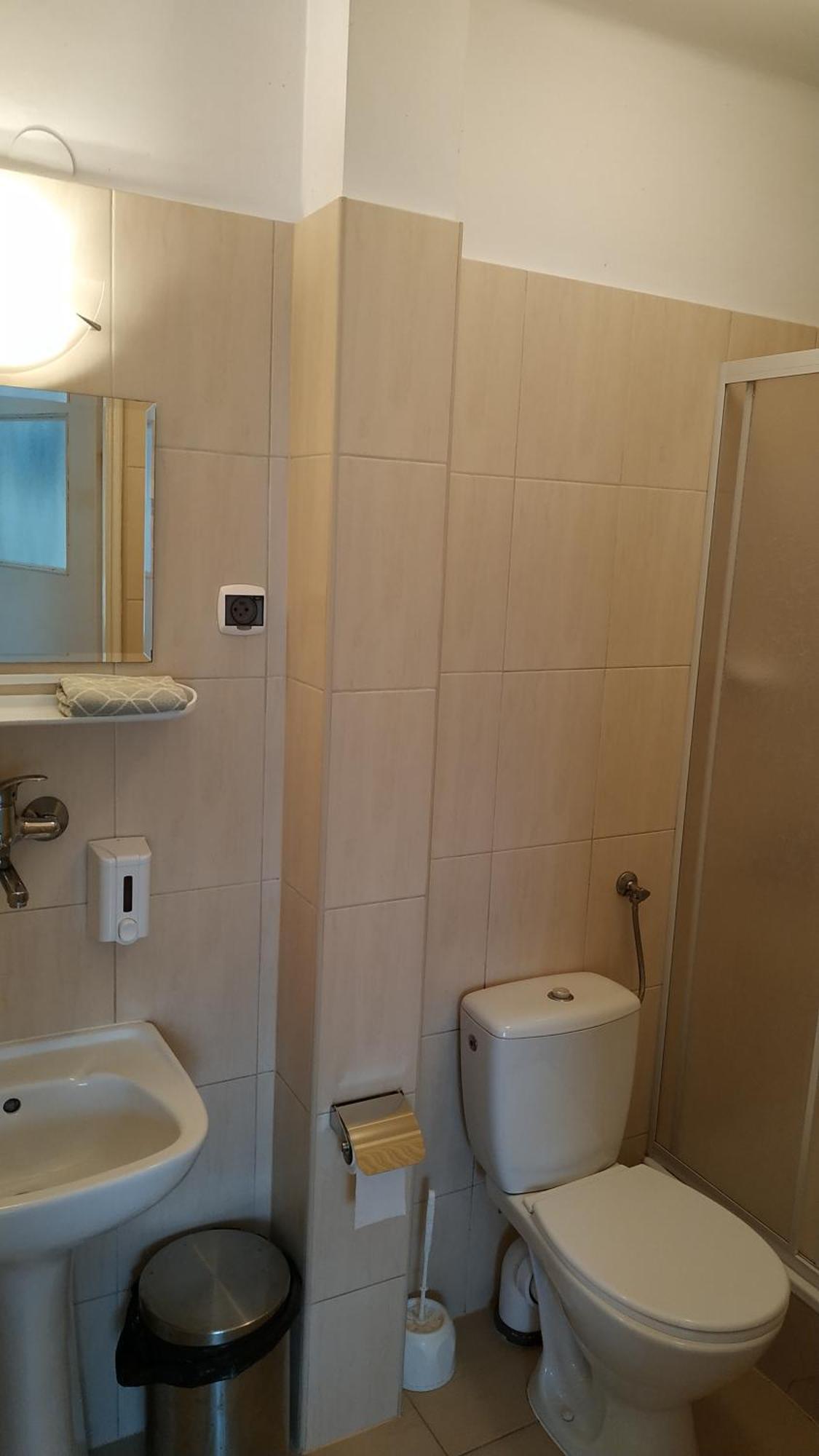 Hotel Eden 24H رشيشوف المظهر الخارجي الصورة
